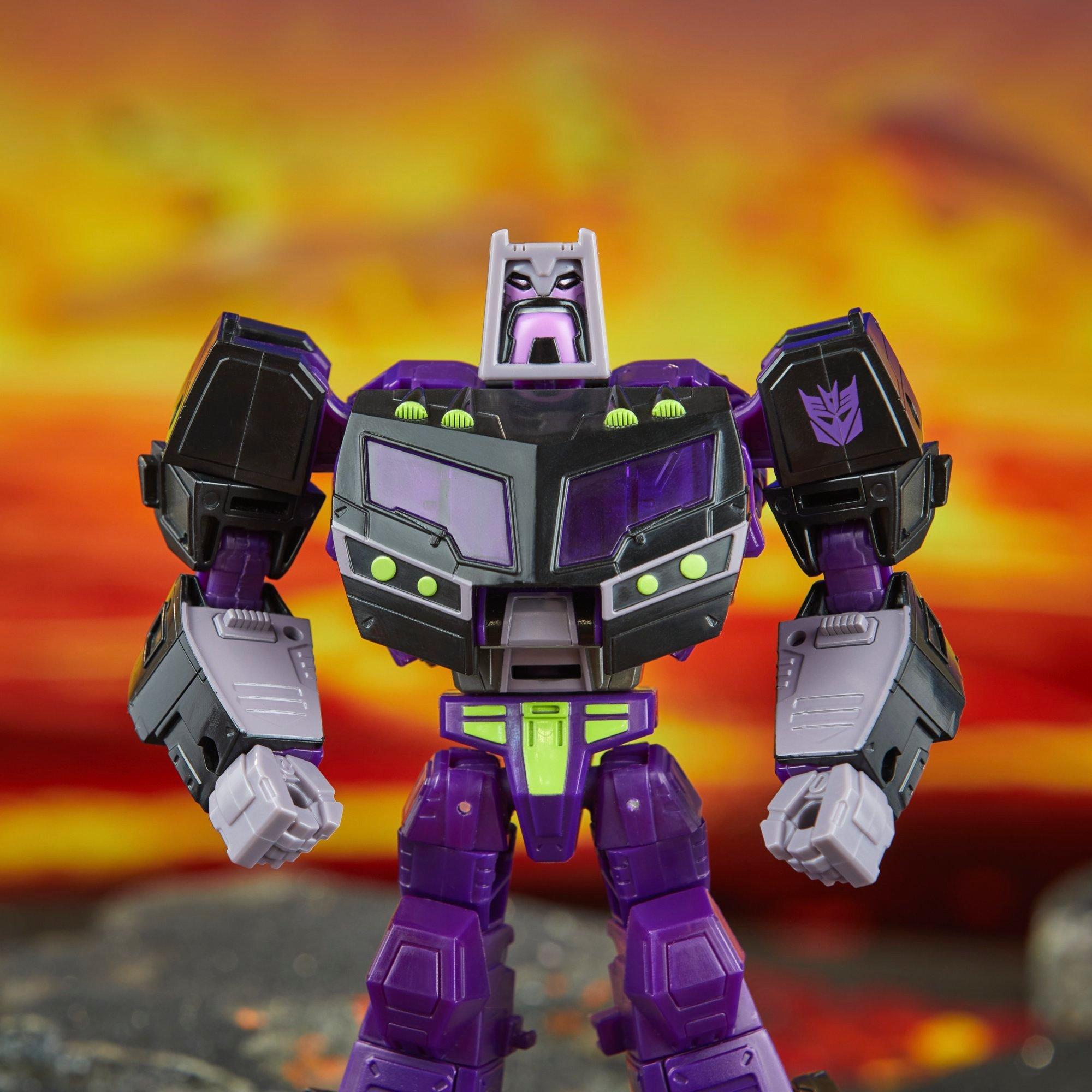 Transformers Legacy United Voyager Class Transformers: Animated Universe Decepticon Motormaster