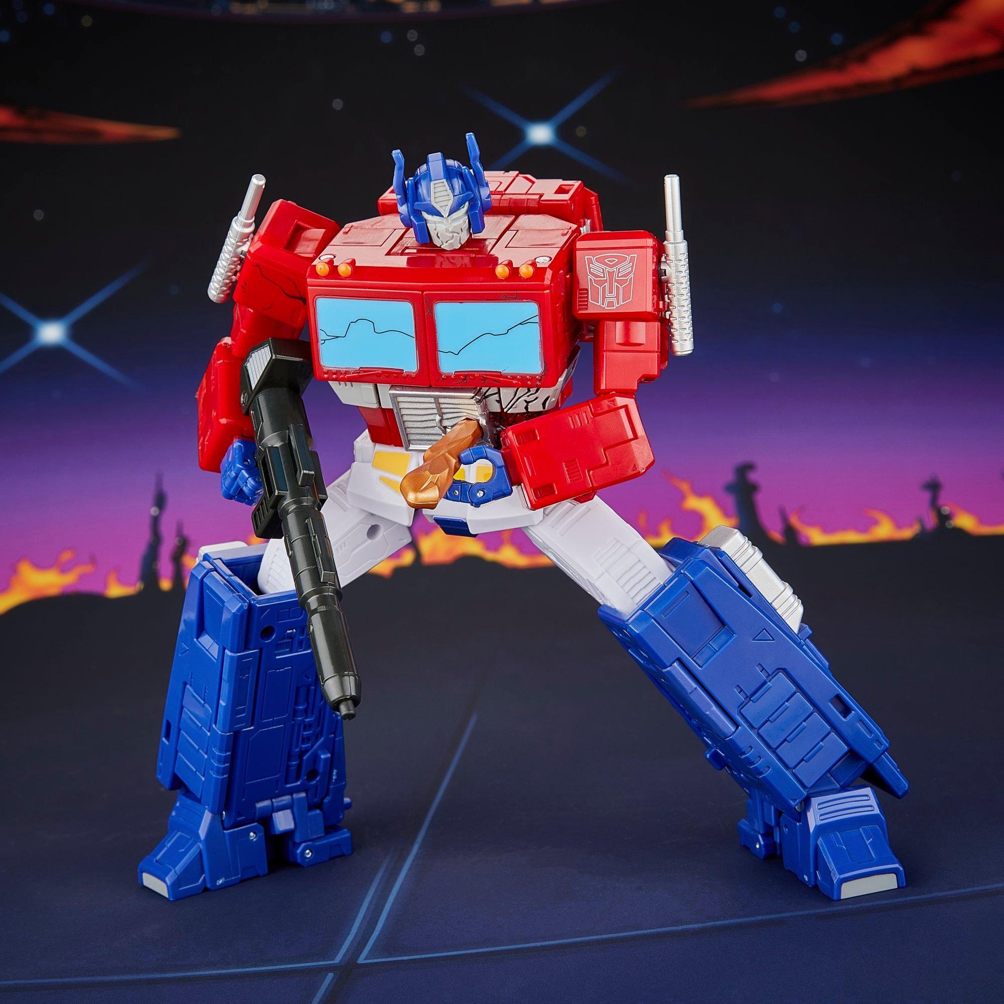 Transformers Studio Series MTMTE Collection The Transformers: The Movie Leader Class Optimus Prime